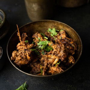 Nattu Kozhi Idicha Varuval